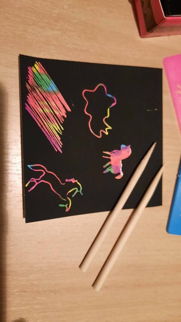 100-teiliges Magisches Rubbel-Bastelset, Regenbogen-Kratzzauber-Zeichnungsset – Bild 8