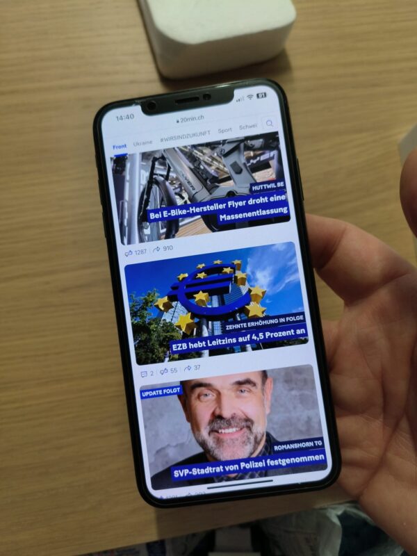 Apple iPhone Xs Max, Space Gray, 256GB mit Originalschachtel – Bild 10